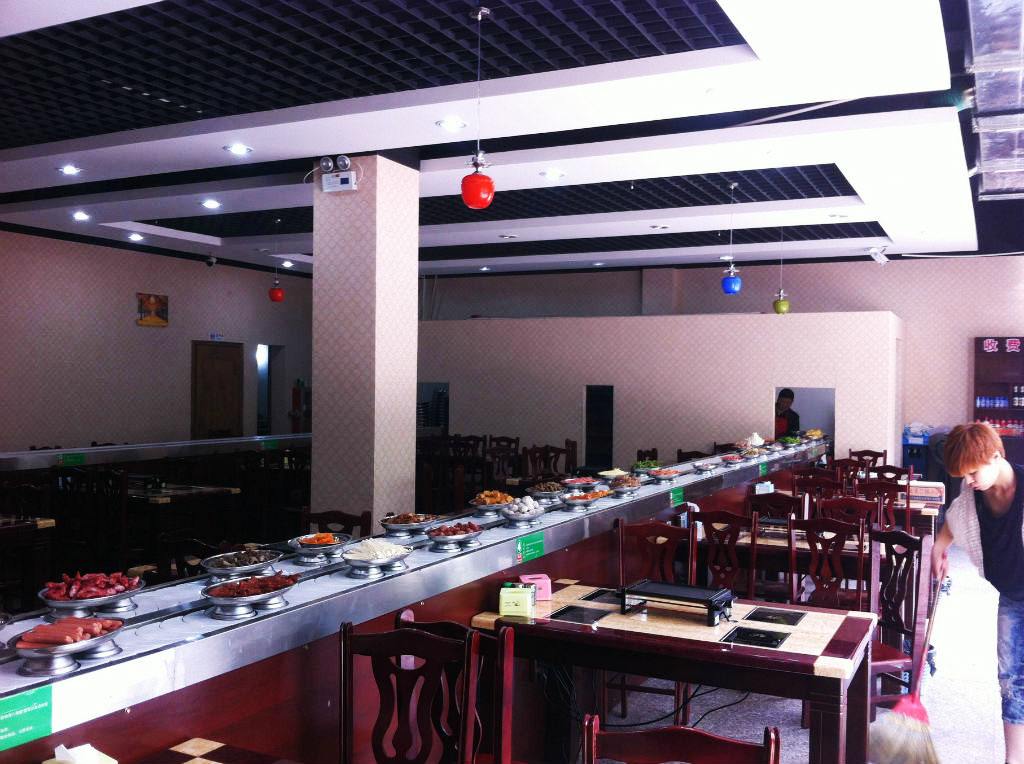 旋轉(zhuǎn)火鍋設(shè)備